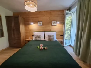 Apartament z balkonem