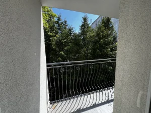 Apartament z balkonem