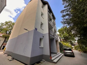 Apartament z balkonem