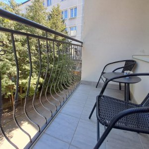 Apartament z balkonem